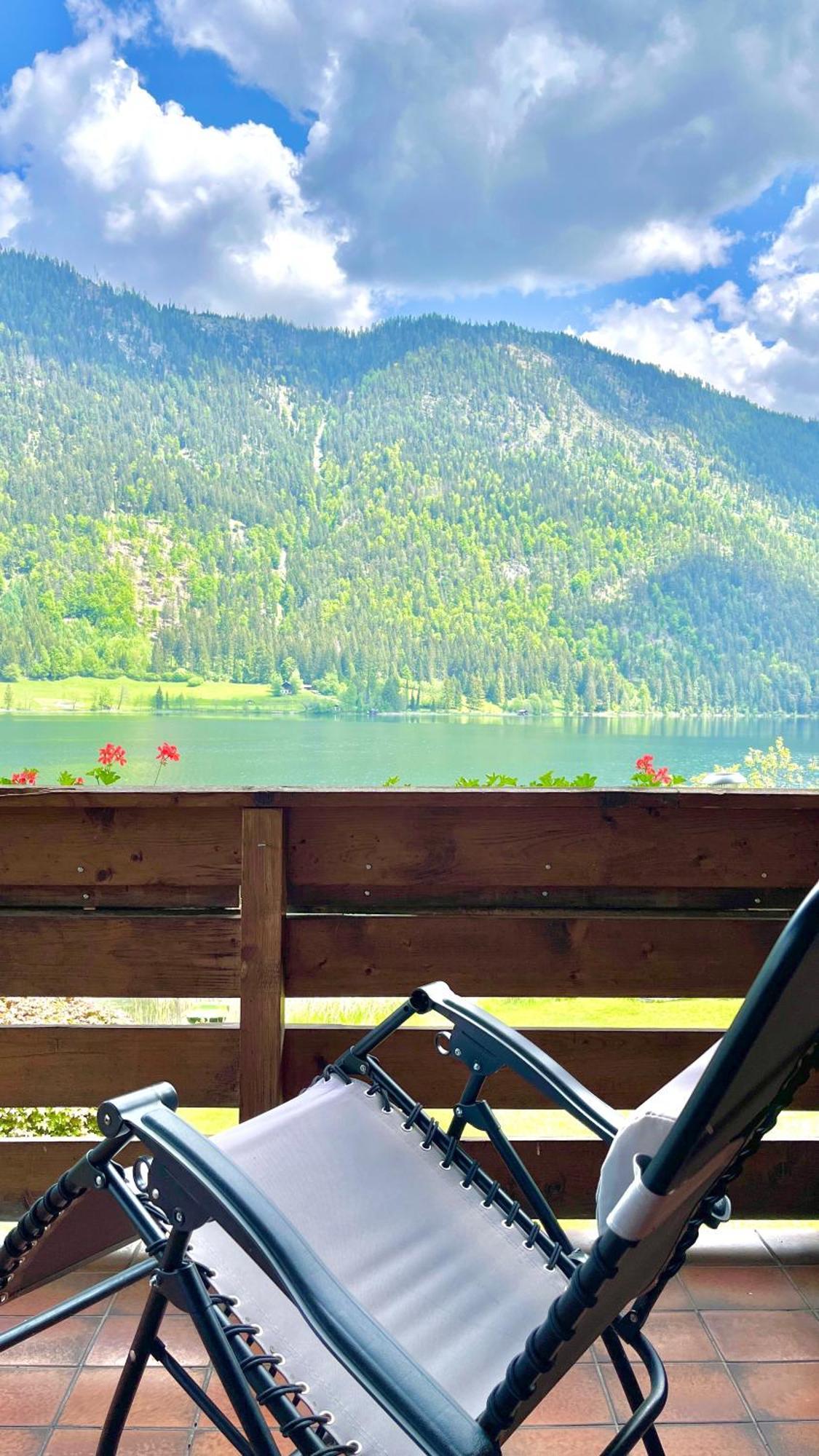 Chalets Zoehrer - Wohnen Am Wasser Weissensee Eksteriør bilde