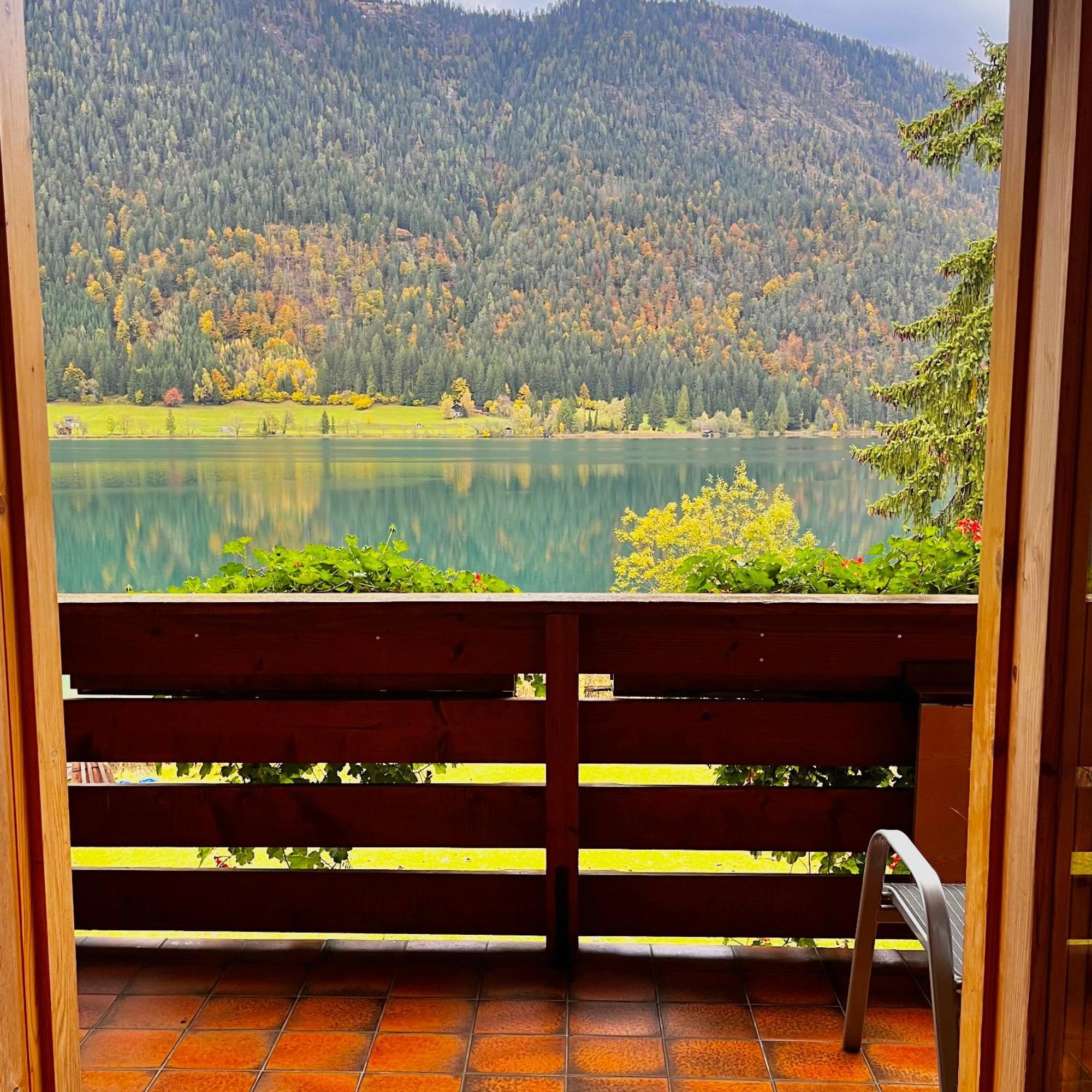 Chalets Zoehrer - Wohnen Am Wasser Weissensee Eksteriør bilde