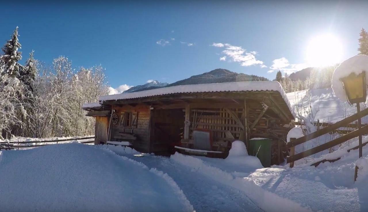Chalets Zoehrer - Wohnen Am Wasser Weissensee Eksteriør bilde
