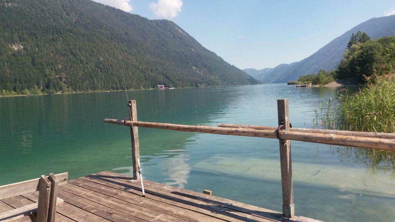 Chalets Zoehrer - Wohnen Am Wasser Weissensee Eksteriør bilde