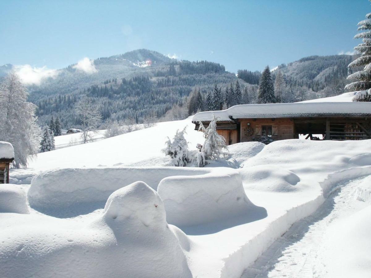 Chalets Zoehrer - Wohnen Am Wasser Weissensee Eksteriør bilde
